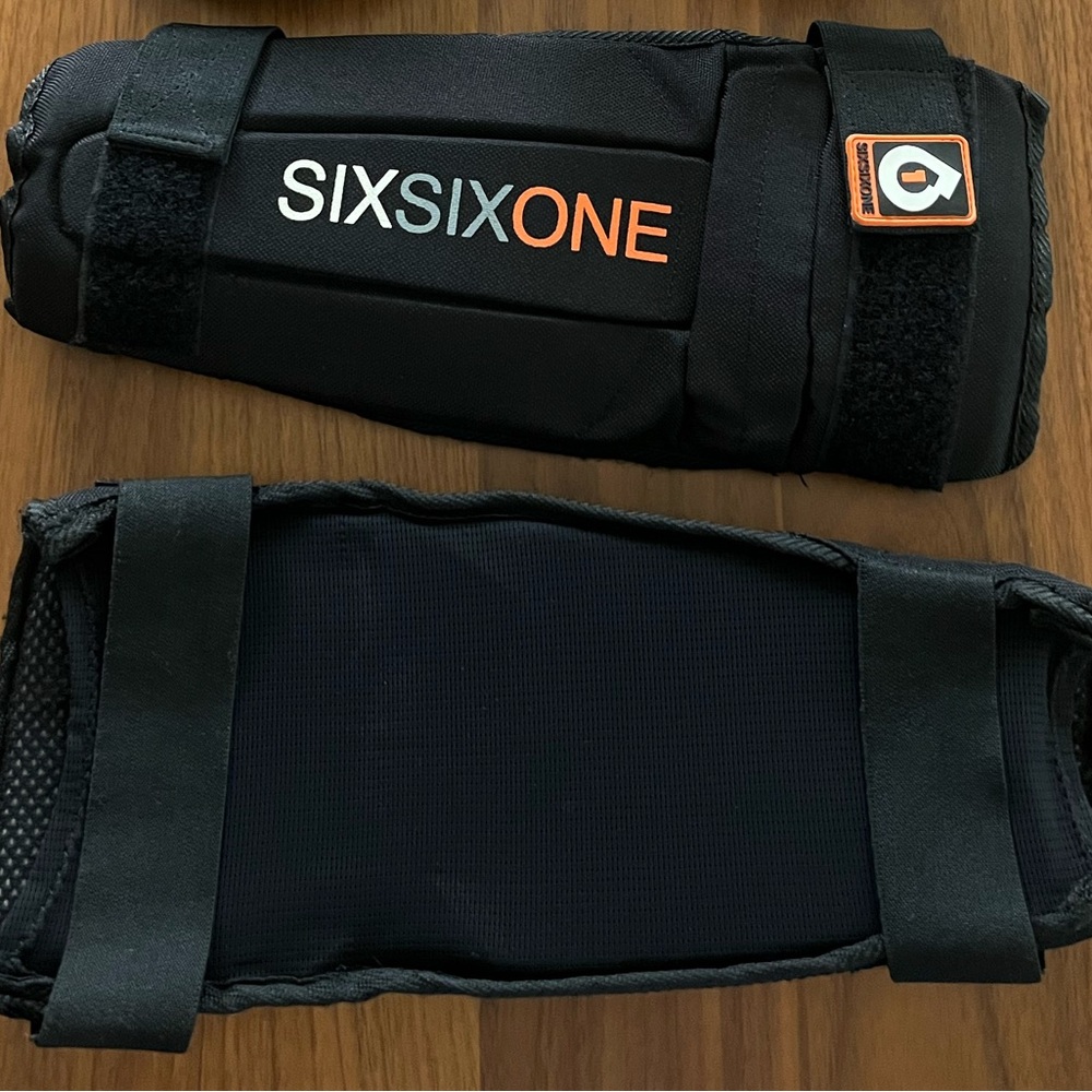 SIXSIXONE Black Protective Gear Set
